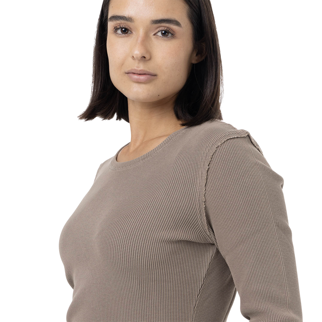 Camiseta Lastic High para mujer color café