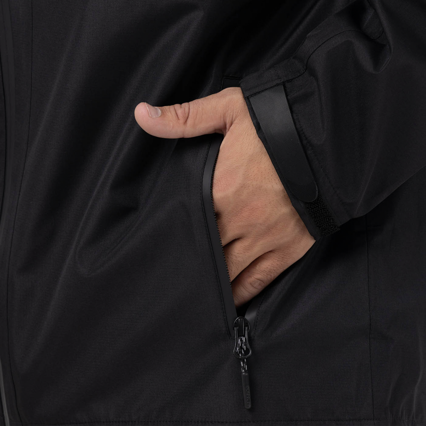 Jacket Arkaon para hombre color negro
